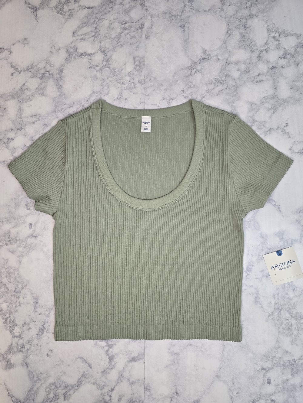 Arizona Jean Company Sage Ribbed Scoop Neck Crop Top Large